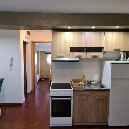 Apartman Apolon *